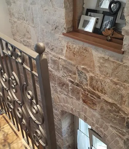 Apartament Koralj