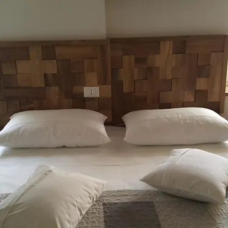 Koralj Apartment Split