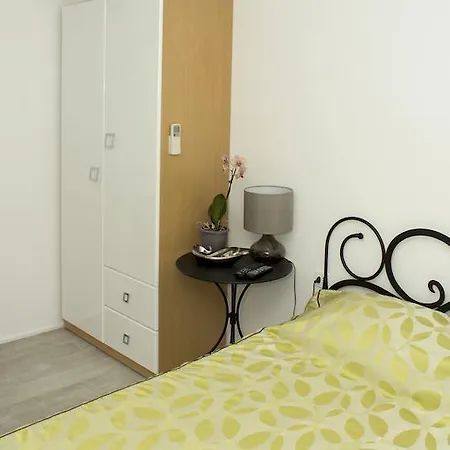 Apartment Koralj *